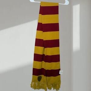Harry Potter Gryffindor Scarf – Red & Gold Striped Wizarding World (One Size)